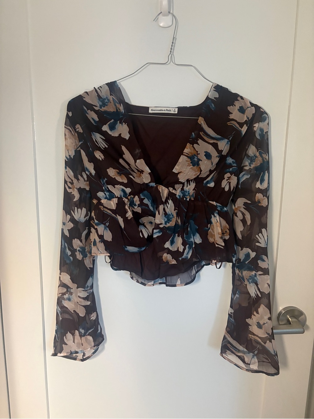 Abercrombie & Fitch Brown Floral V-Neck Long Sleeve Crop Top